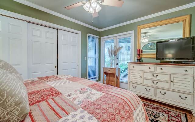 Saint Andrews Common 1954 by Vtrips