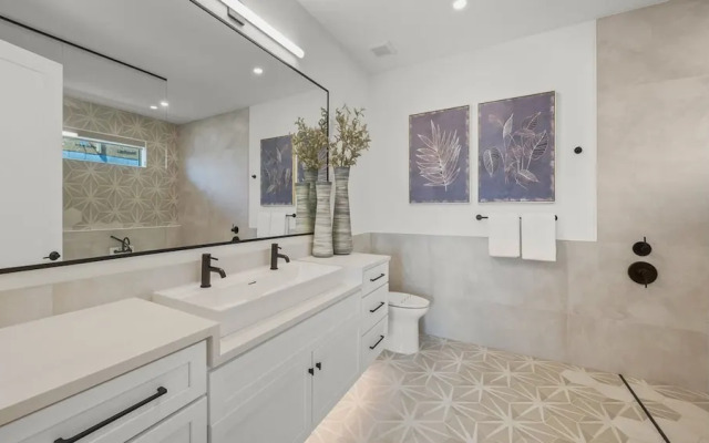 Deep Blue Sea in Sarasota