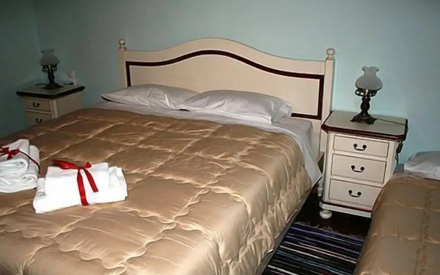 Nikolas Guesthouse