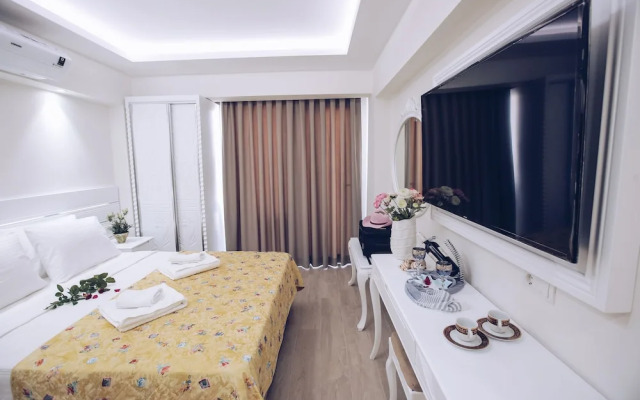 Princess Kinli Suites Hotel