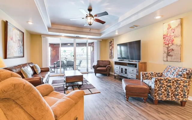 Riverfront Bullhead City Condo Near Casinos!