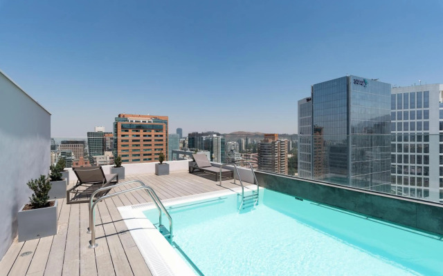 Uptown Wood - 1BR Parking Wifi Mall Pool