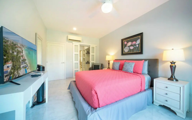 Luxury 2BR Condo with Pool - Paseo del Sol Playacar
