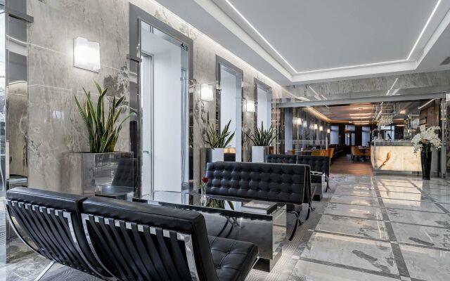 Congress Hotel
