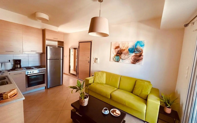 Central & Comfortable, with Acropolis view