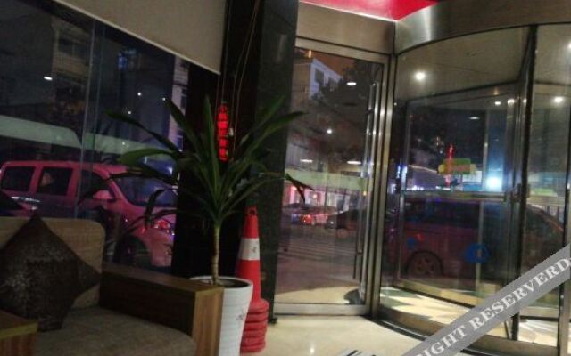 Xiaojia Biyu Business Hotel