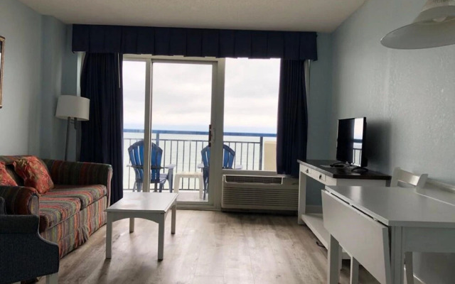 Oceanfront Boardwalk Condo w Private Balcony & Close to the Beach