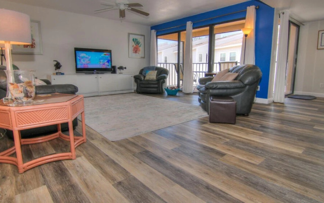 Sea Club by Teeming Vacation Rentals