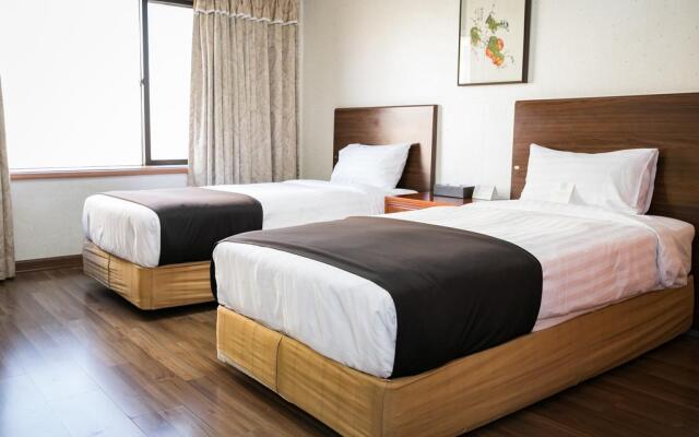 Prince Hotel