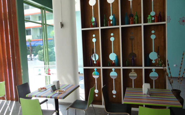 MPM Kalina Garden Hotel