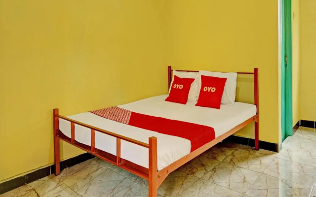 OYO 92215 Ampiran Bromo Syariah