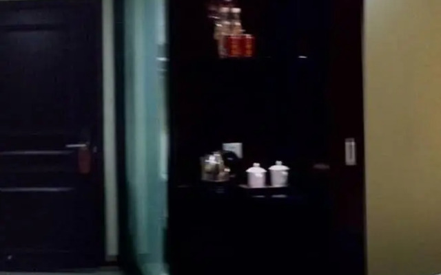 Yihailou Hotel