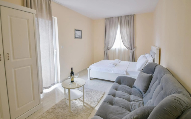 Hotel Podostrog