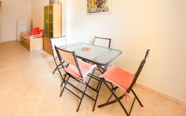 Homely Apartment in Palermo With Patio