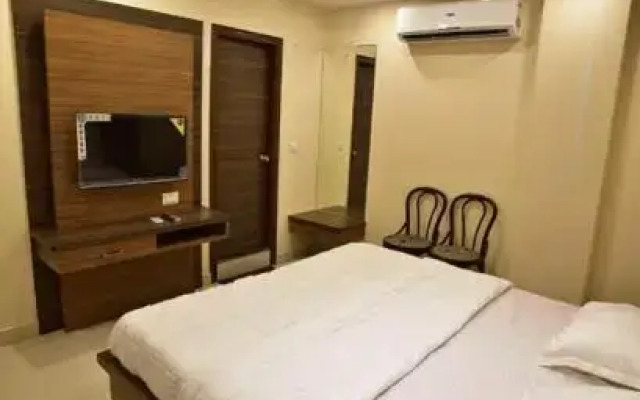 Spot On 83852 Viand Grand