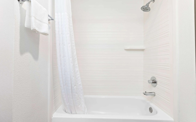 Hawthorn Extended Stay by Wyndham Port Arthur