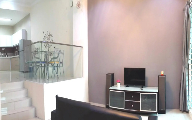 De Bien 2-Storey Residence