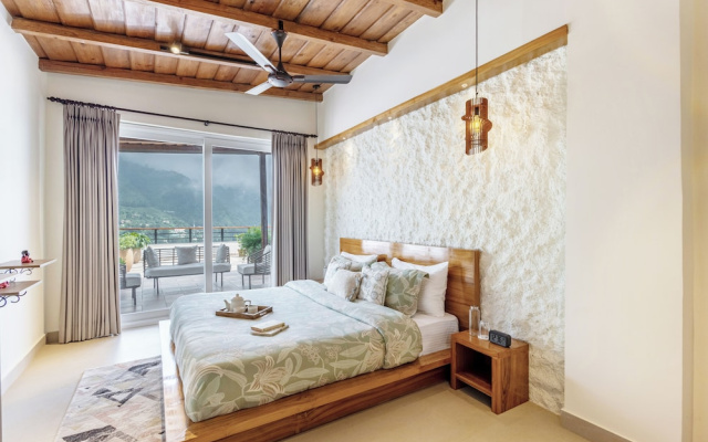 ELIVAAS Antarmann Casa Ember 2BHK