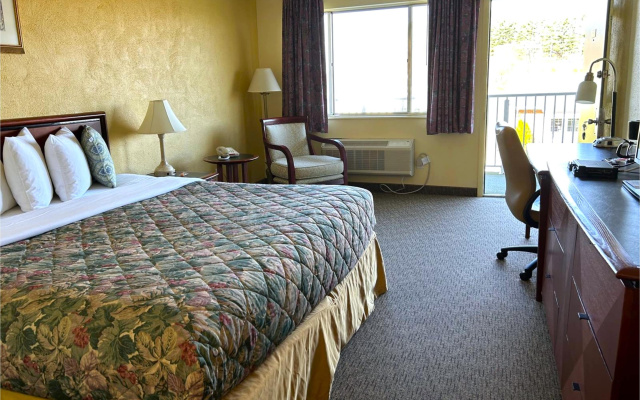 Budget Inn