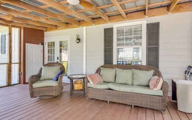 Walk to Beach: Family Getaway in Pensacola