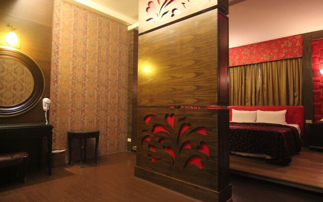 Romantic Code Motel