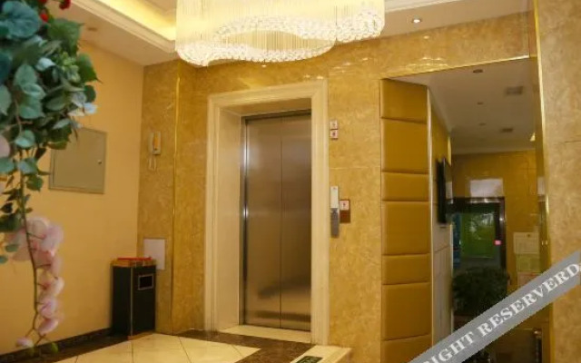 Thank Inn (Tongliao Mingren Street)