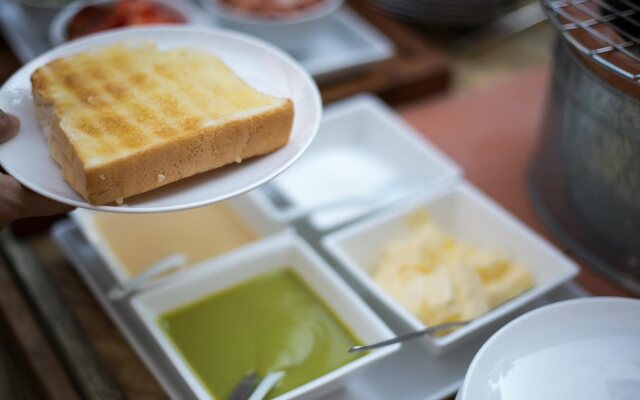 DeeProm Pattaya Hotel