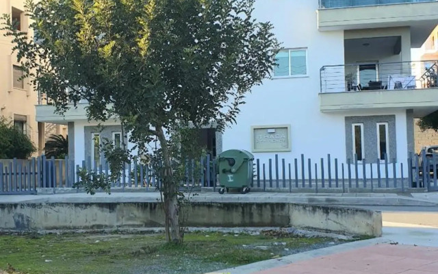 Superla Luxury Apartment (Breakbooking-Cy)