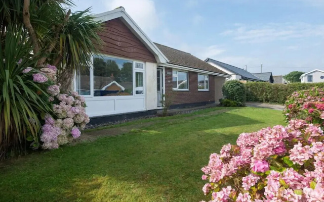 Greenaway, 4 Rockhaven Gardens