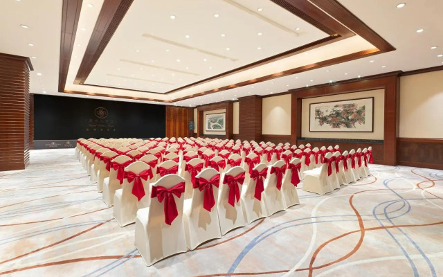 Regal Palace Hotel 5 Star