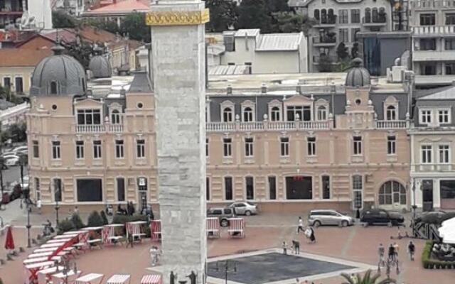 apartment boulevardside