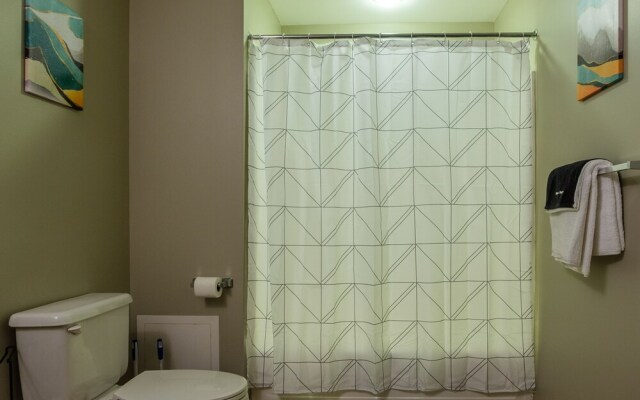 FRONTDESK 2015 East 4th Street Apts Downtown Cleveland