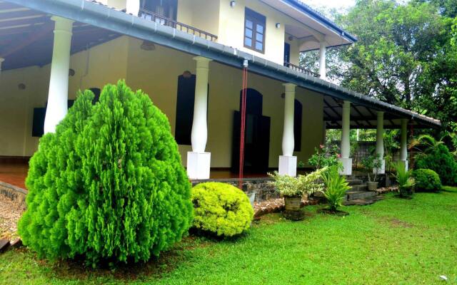 Unawatuna Villa
