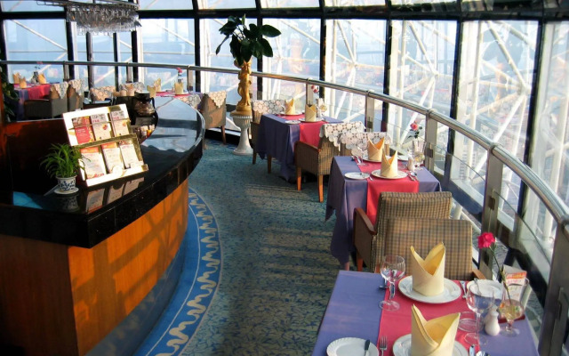 Renaissance Shenzhen Luohu Hotel