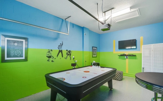 ChampionsGate 4BR 3BA Pool Home