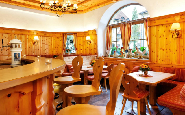 Hahn Hotel