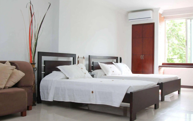 Hotel Santamaria Plaza