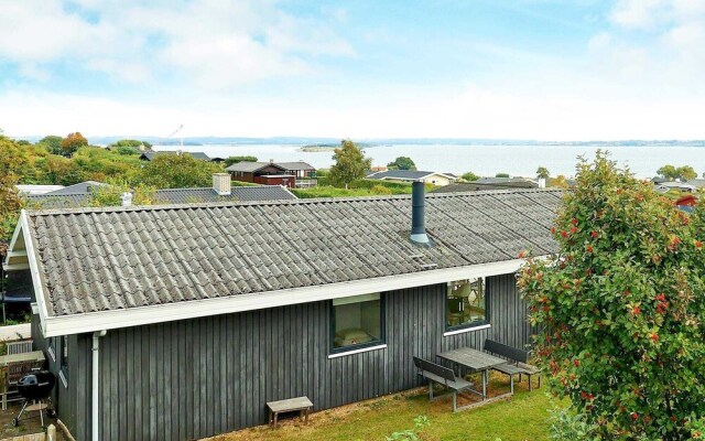 6 Person Holiday Home in Ebberup