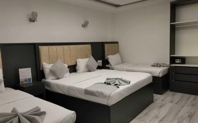 Holiday Season Hotel