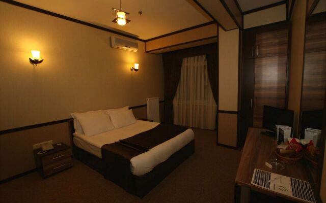 Verman Hotel