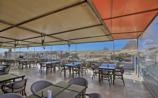 Mamlouk Pyramids Hotel