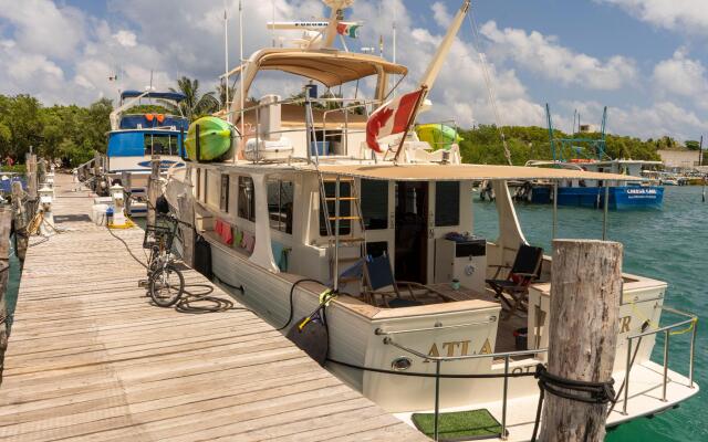 Marina Paraiso Isla Mujeres Hotel