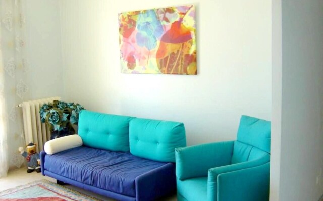 Studio in Cannes, With Wonderful sea View, Enclosed Garden and Wifi -