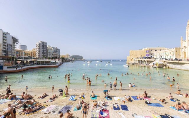 Brand new Apartment in Sliema, 2 min by the Sea-hosted by Sweetstay