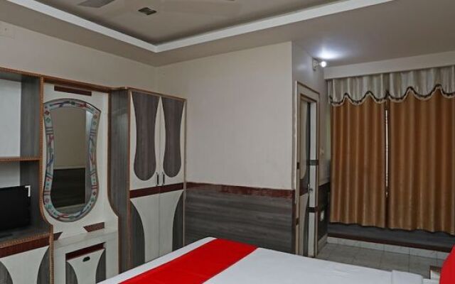 OYO 29689 Hotel Pramod