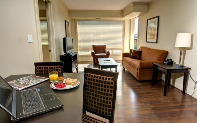 Clearwater Residence Hotel Timberlea