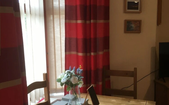 Perfectly Located 2-bed Apartment in Inverness