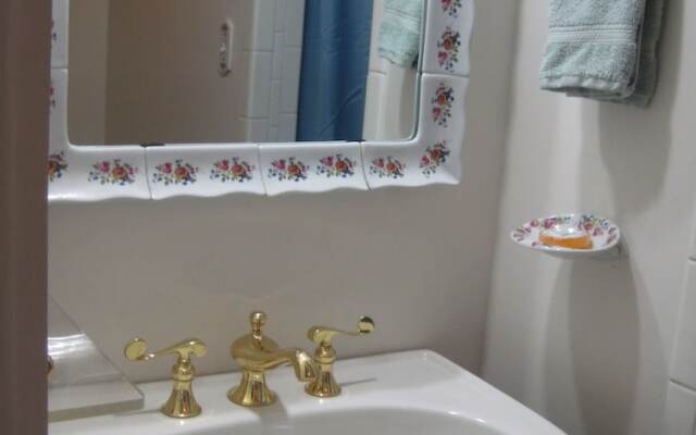 The Gambier House Bed and Breakfast