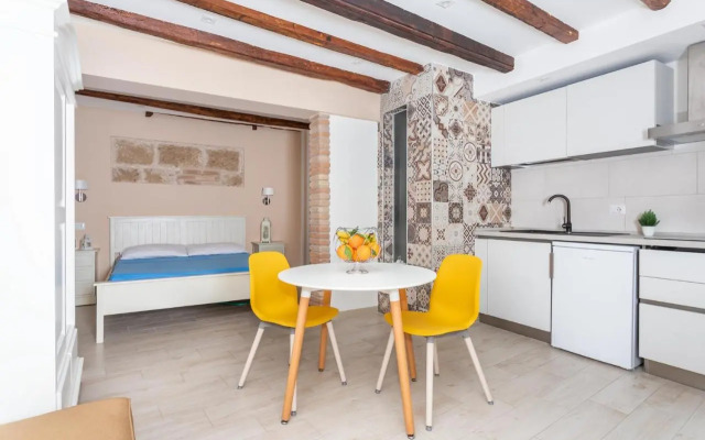 Carmencita Apartment