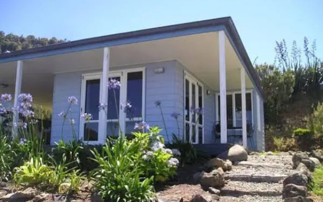 Nightingale Falls Farm Stay Retreat